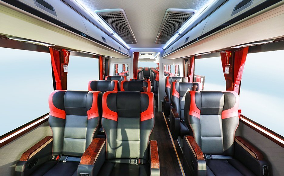 Yutong Master Introduced Intercity NOVA Luxury Bus Business class bus seats of Yutong Master new bus